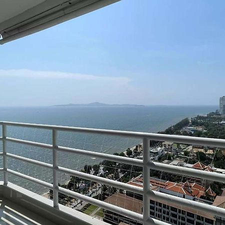 Beautiful Sea View Beach Front Condo Патая Екстериор снимка