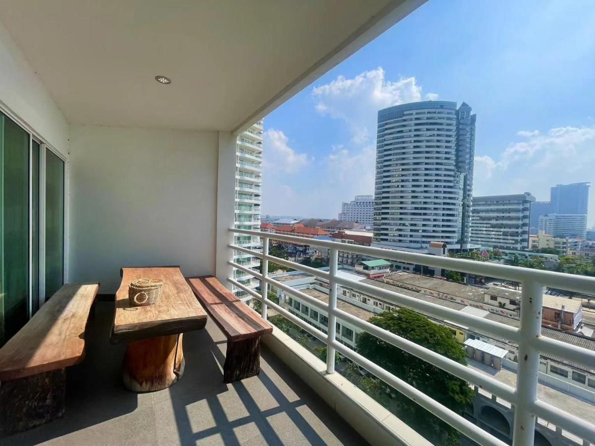 Beautiful Sea View Beach Front Condo Патая Екстериор снимка
