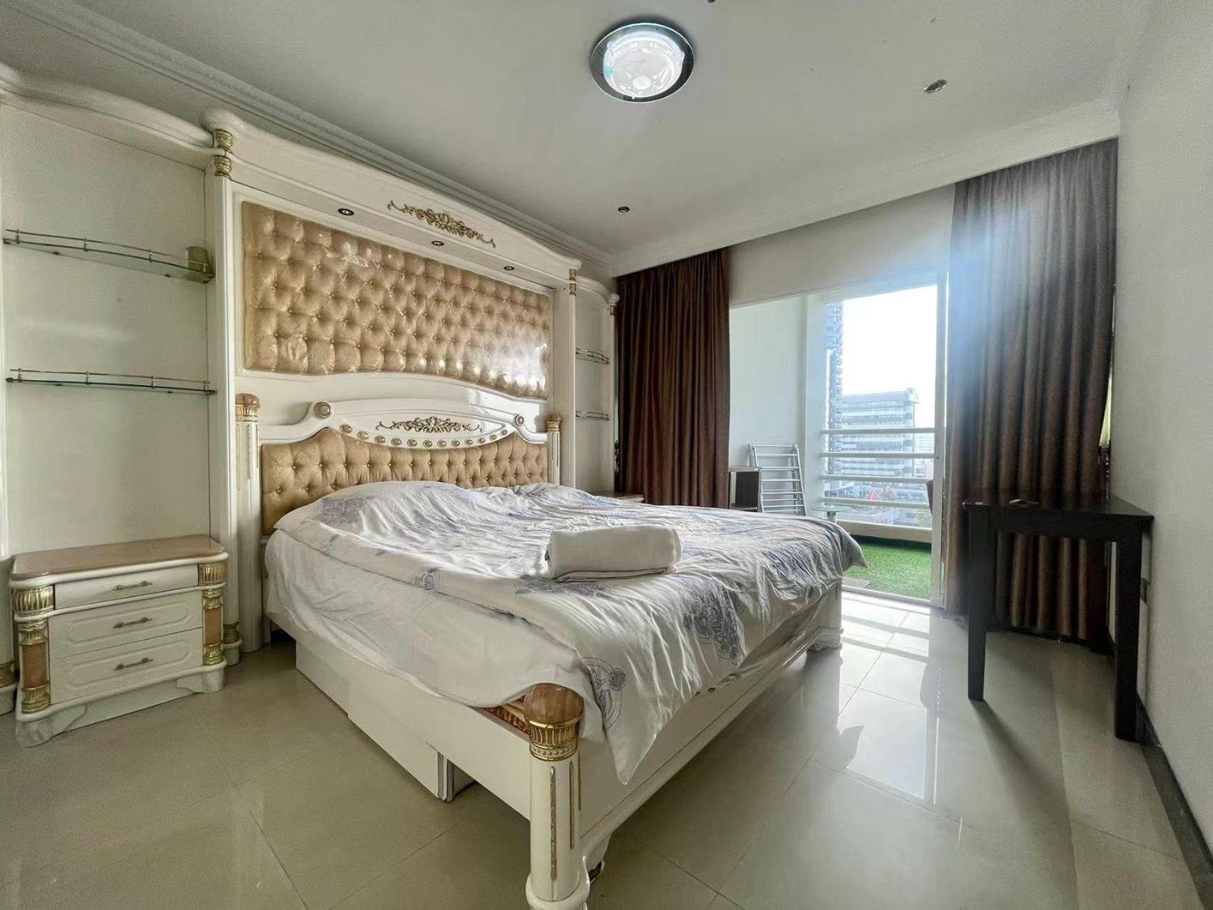 Beautiful Sea View Beach Front Condo Патая Екстериор снимка
