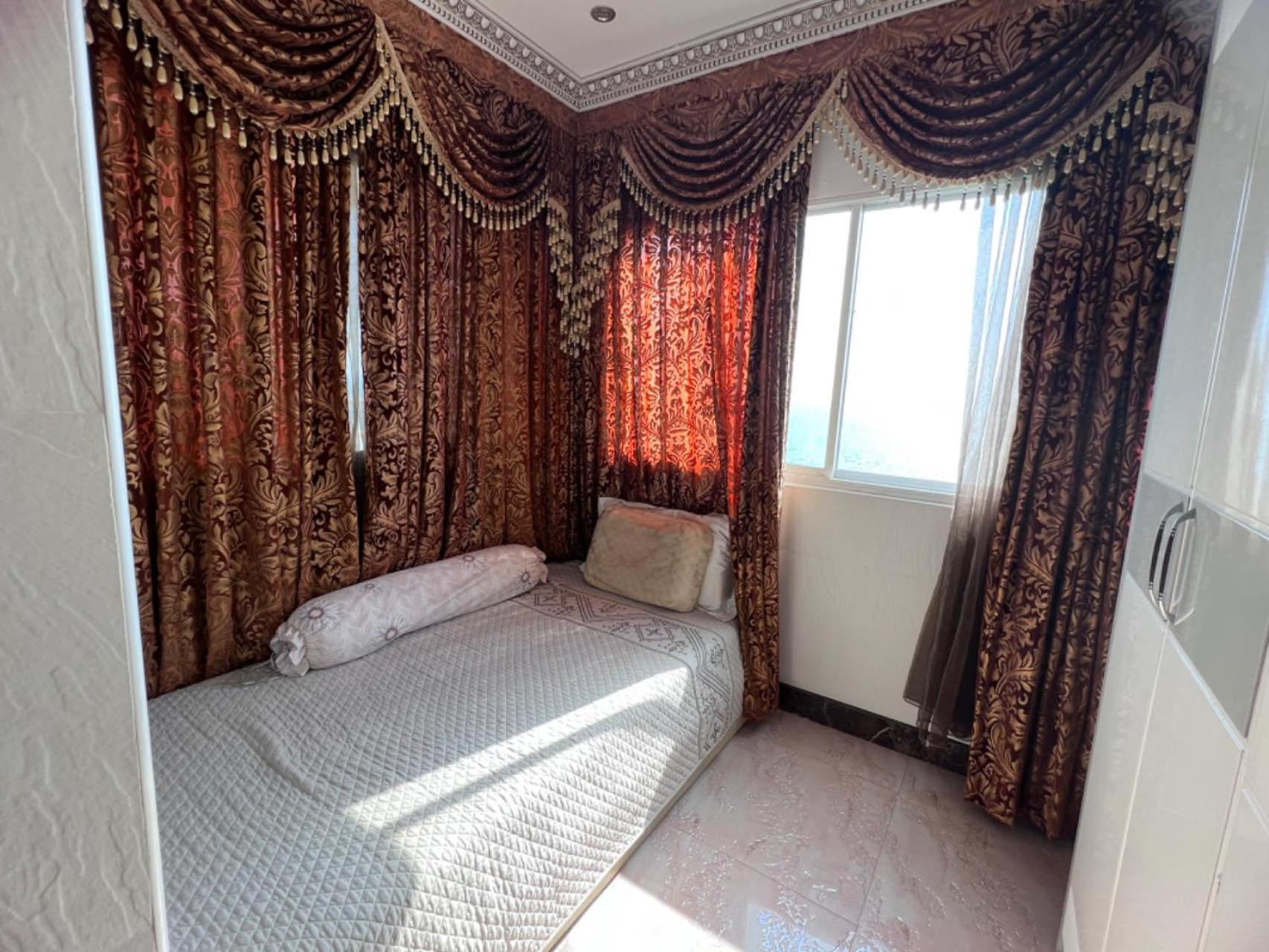 Beautiful Sea View Beach Front Condo Патая Екстериор снимка